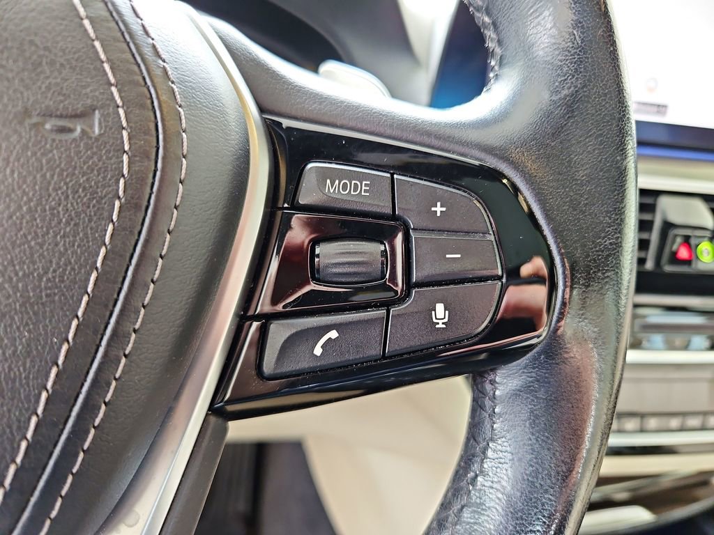 Used 2019 BMW 530i xDrive w/ Convenience Package AWD/4WD image 12