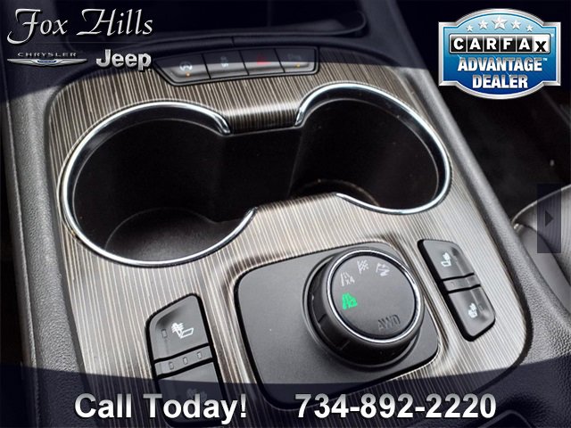 Used 2020 GMC Acadia SLT image 26