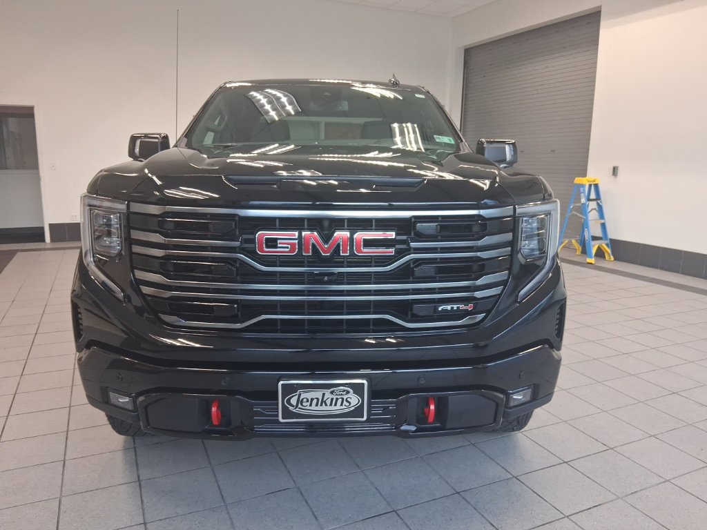 Used 2026 GMC Sierra 1500 AT4 AWD/4WD image 3