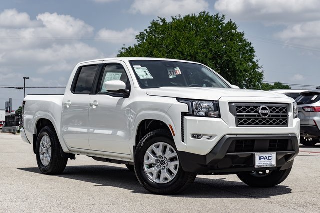 New 2025 Nissan Frontier SV w/ SV Convenience Package