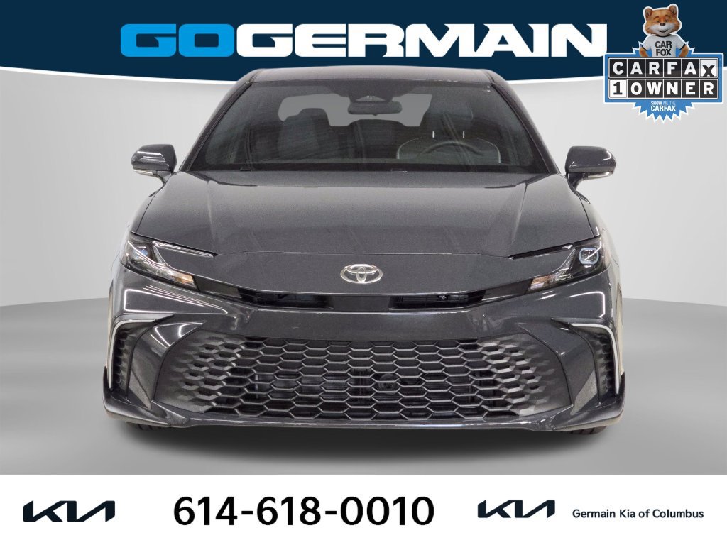 Used 2026 Toyota Camry SE FWD image 2
