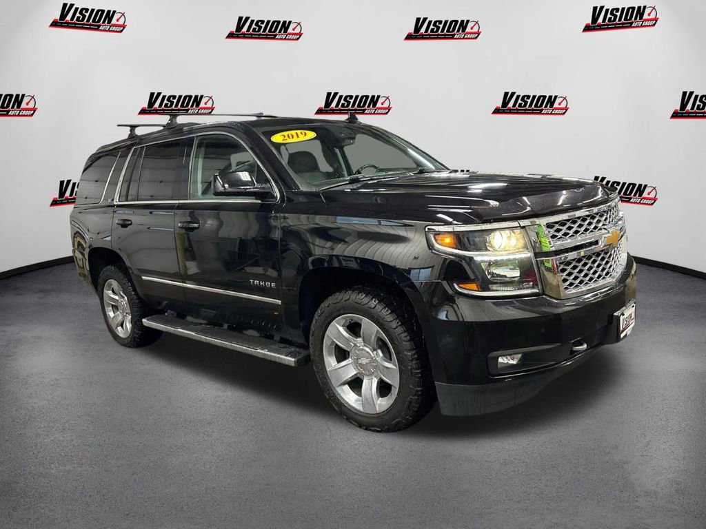Used 2019 Chevrolet Tahoe LT w/ LT Signature Package image 3