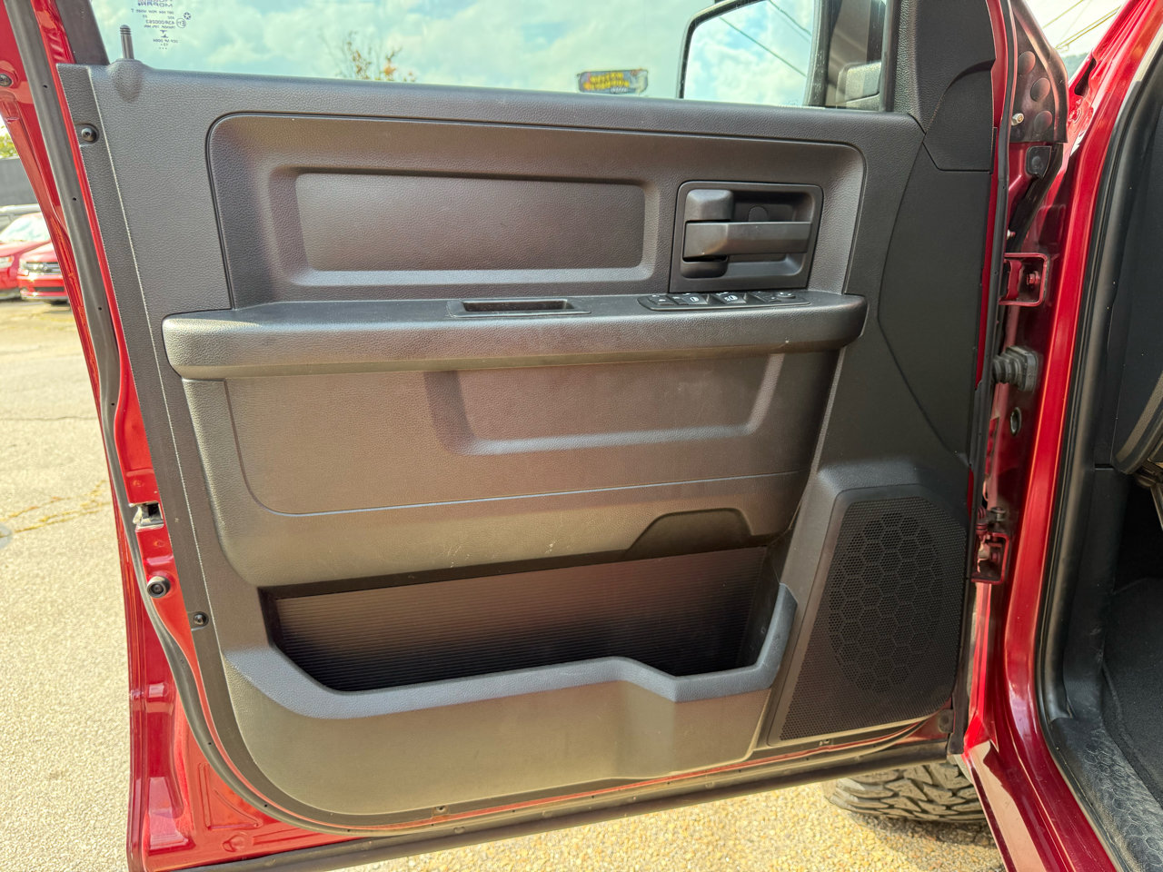 Used 2014 RAM 1500 Express image 16