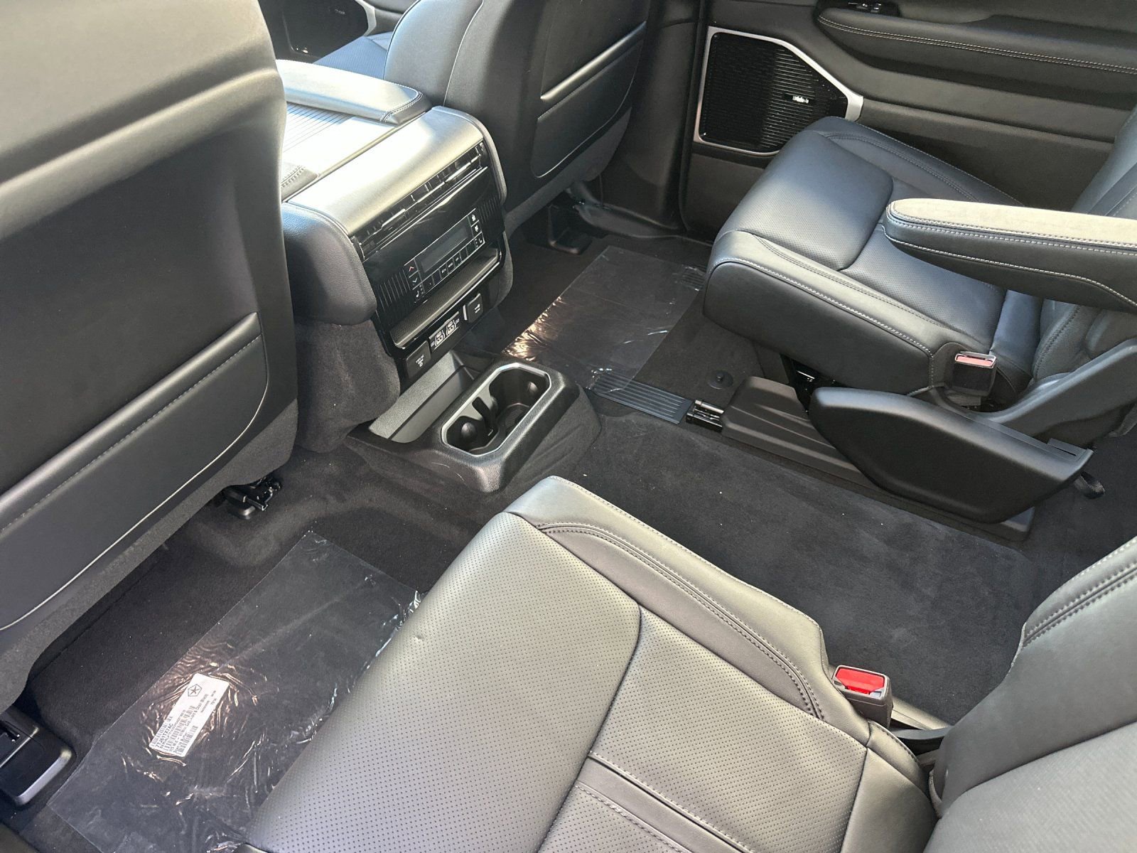 New 2026 Jeep Grand Wagoneer Limited AWD/4WD image 12