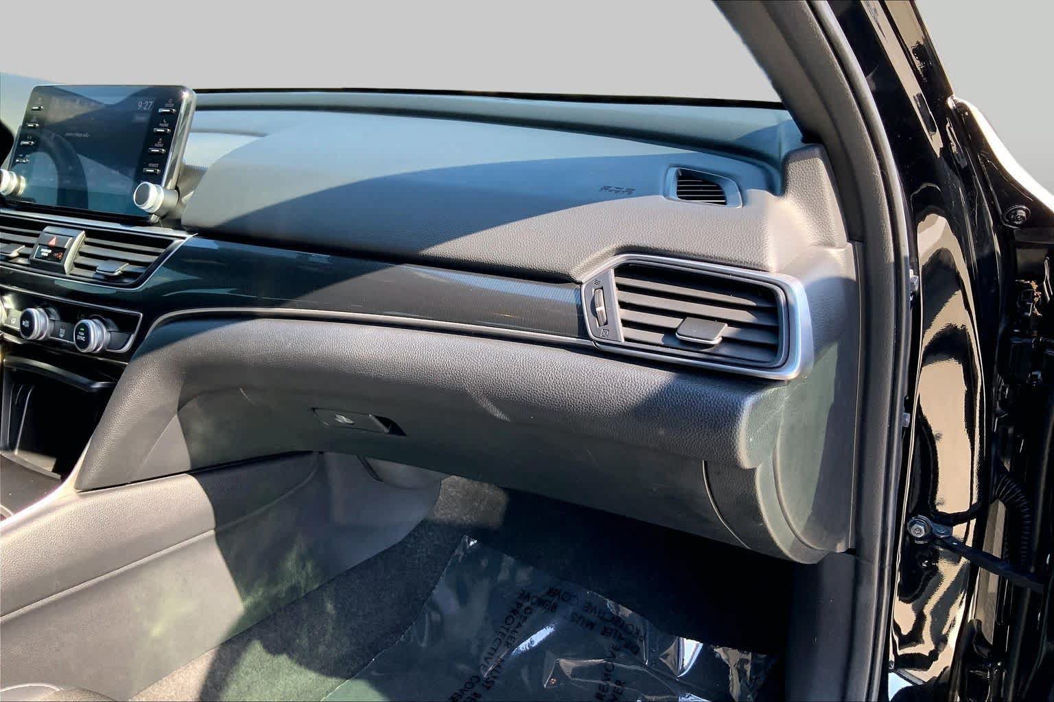 Used 2020 Honda Accord Sport image 18