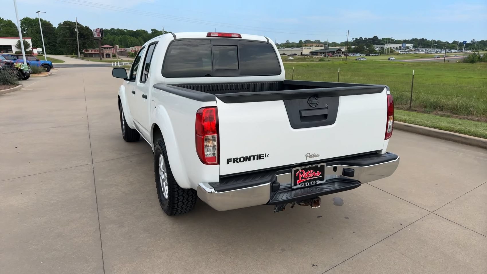 Used 2019 Nissan Frontier SV RWD image 6