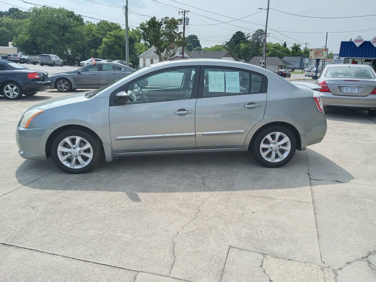 Used 2012 Nissan Sentra 2.0 SL w/ Special Value Pkg FWD image 3