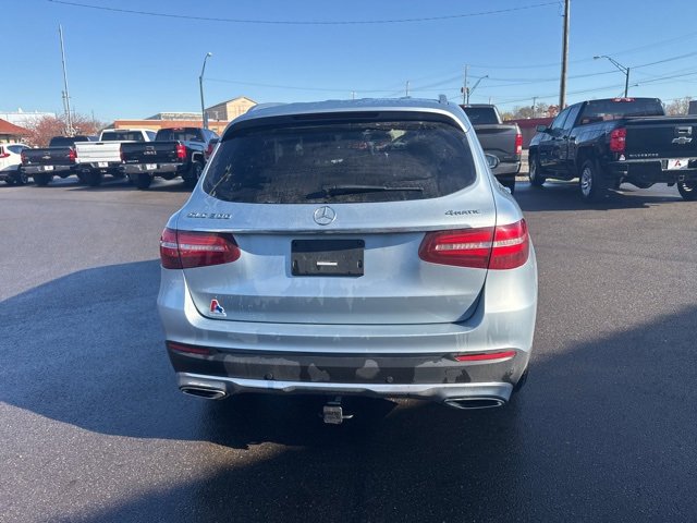 Used 2018 Mercedes-Benz GLC 300 4MATIC image 4