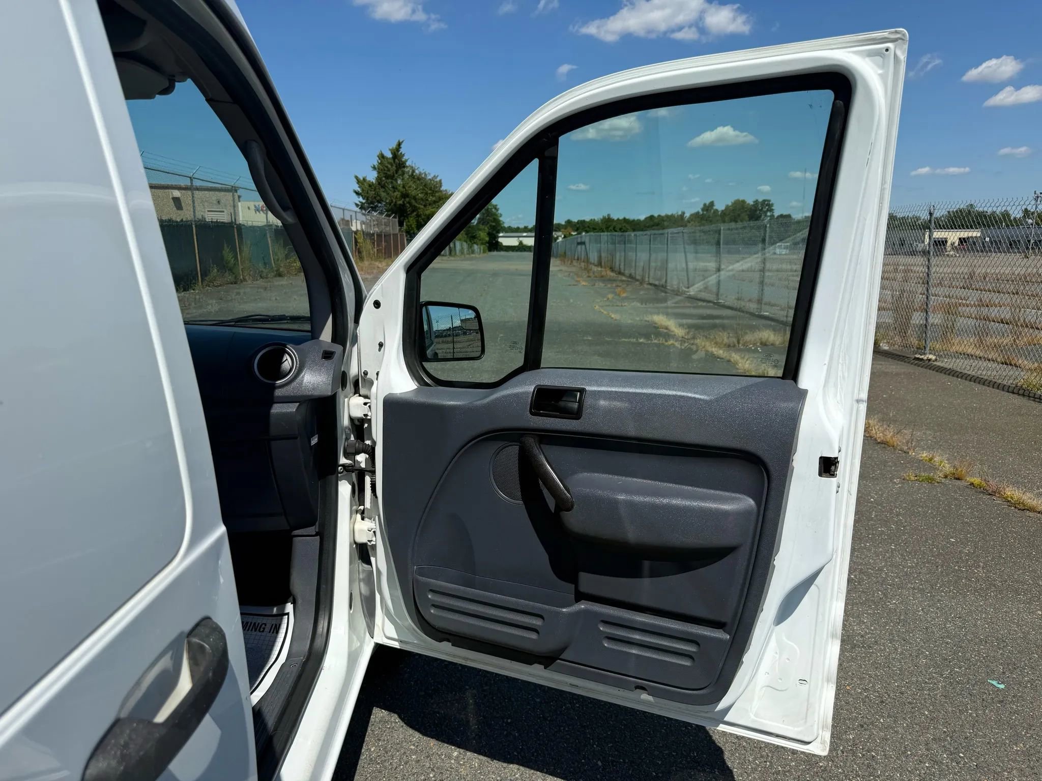Used 2012 Ford Transit Connect XLT FWD image 31