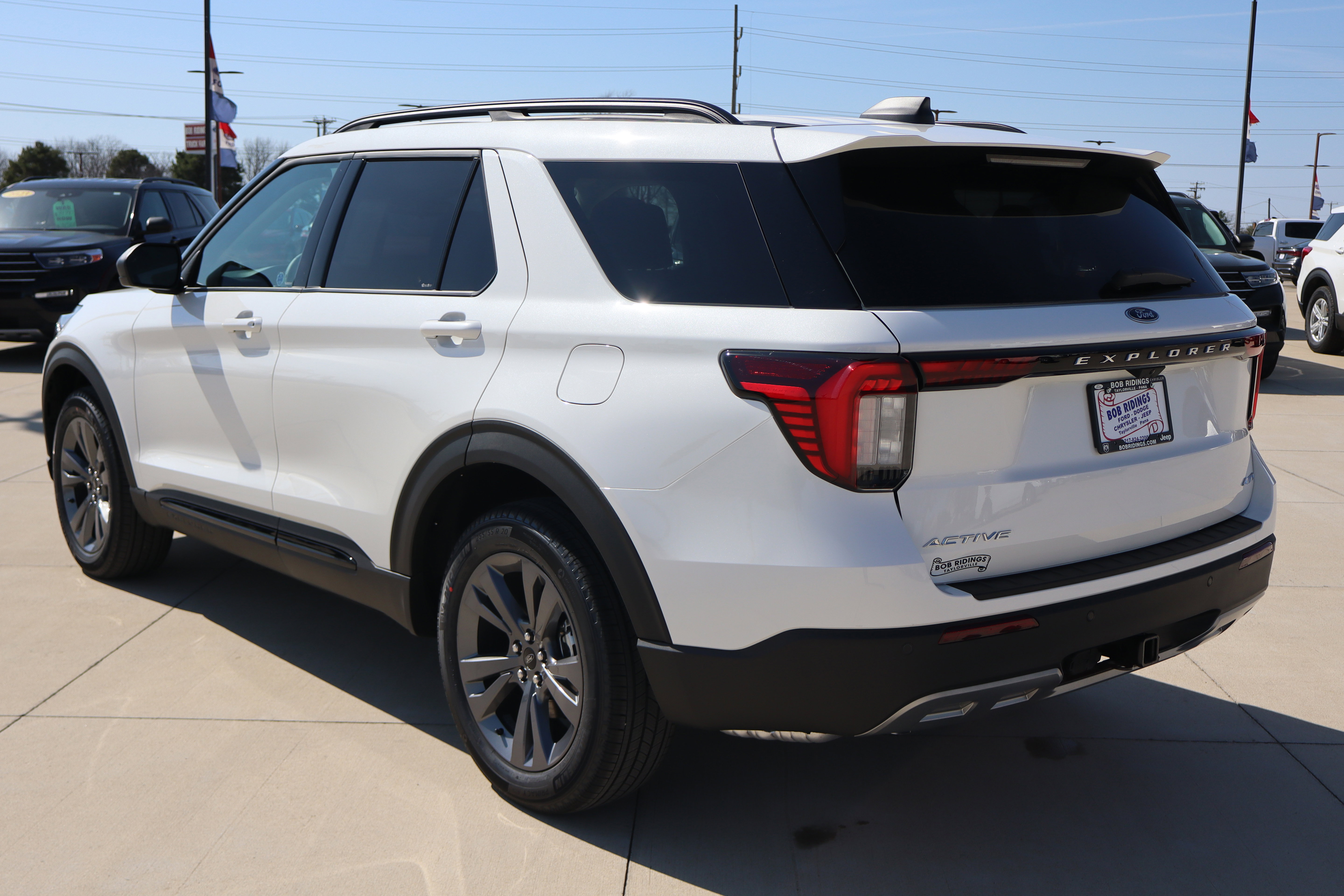 New 2026 Ford Explorer Active w/ Active Comfort Package AWD/4WD image 7