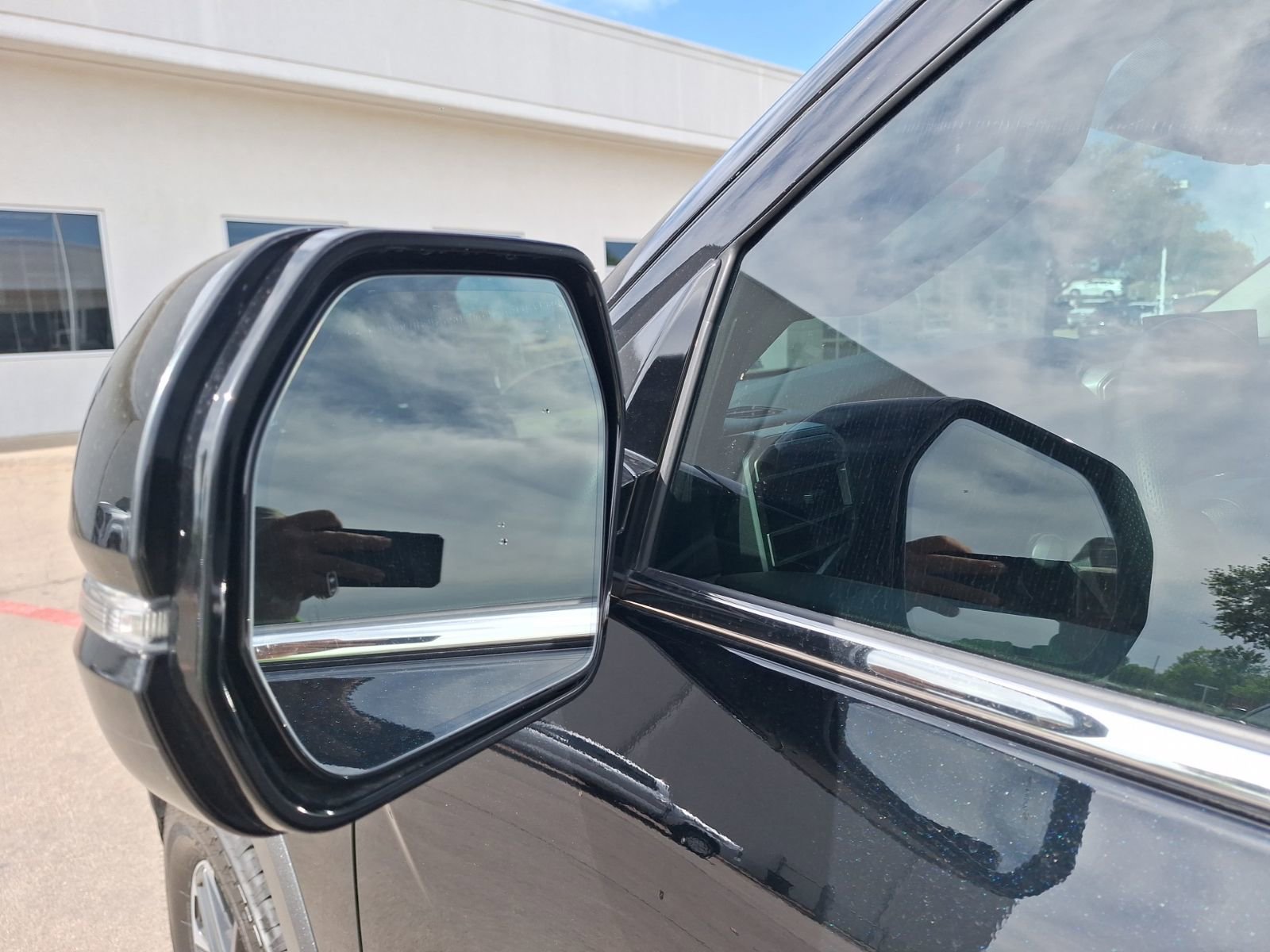Used 2022 Toyota Tundra Limited AWD/4WD image 14