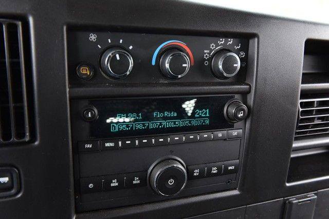 Used 2024 GMC Savana 2500 w/ Driver Convenience Package image 15