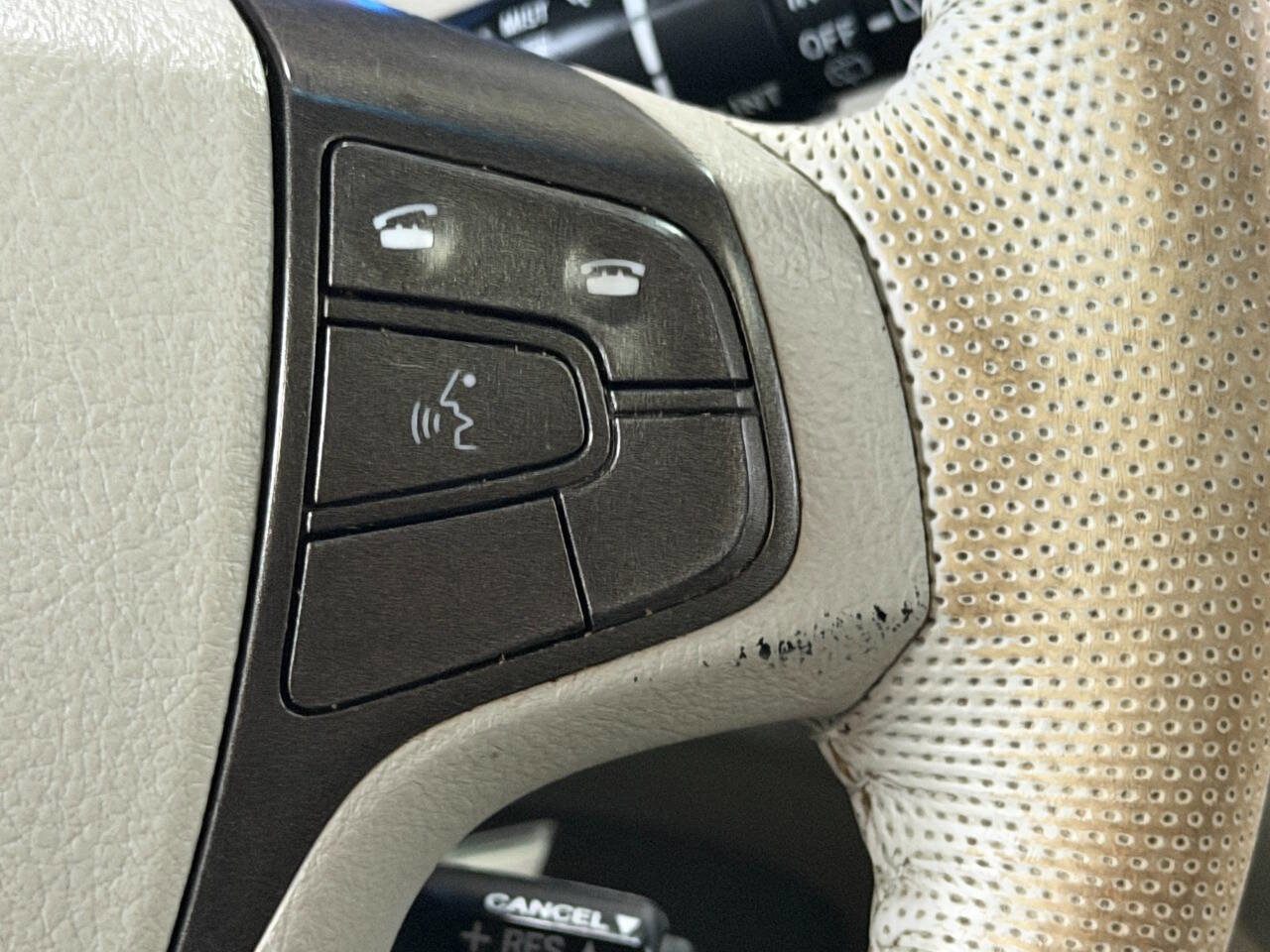 Used 2013 Toyota Sienna XLE image 33