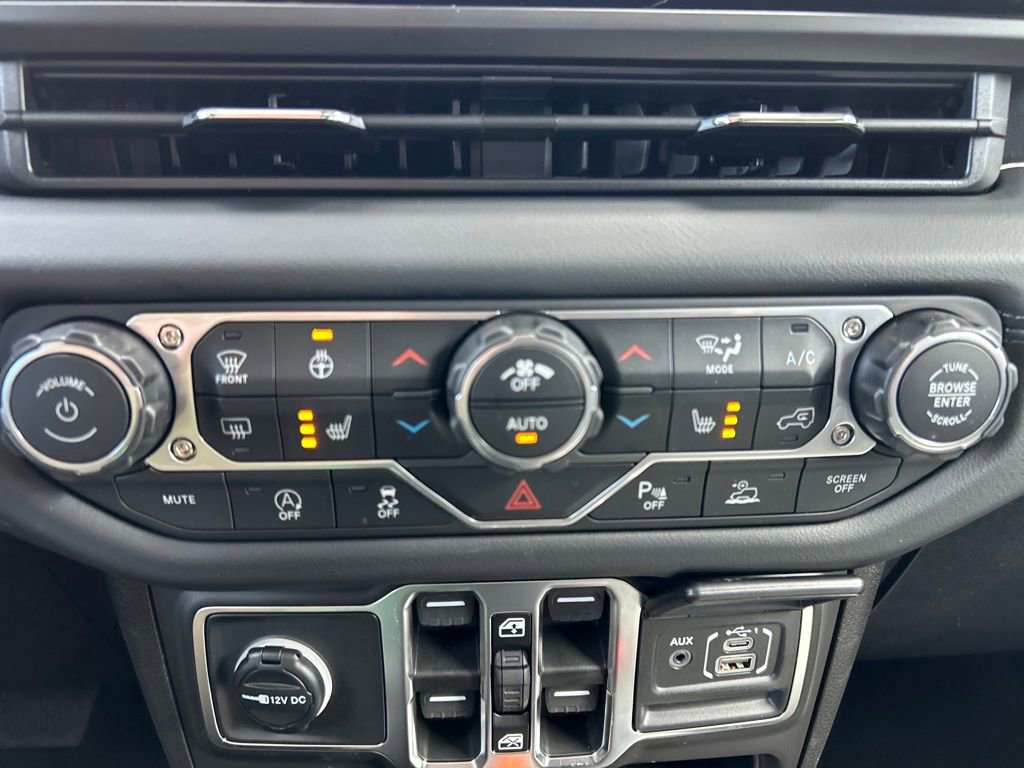 New 2026 Jeep Gladiator Sport AWD/4WD image 37