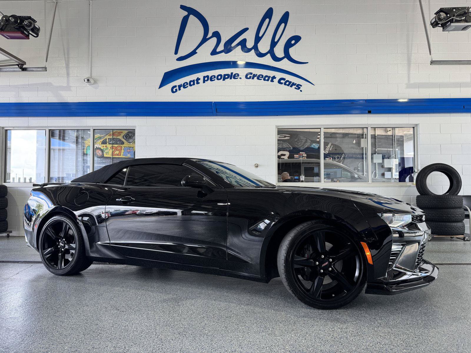 Used 2017 Chevrolet Camaro SS RWD image 1