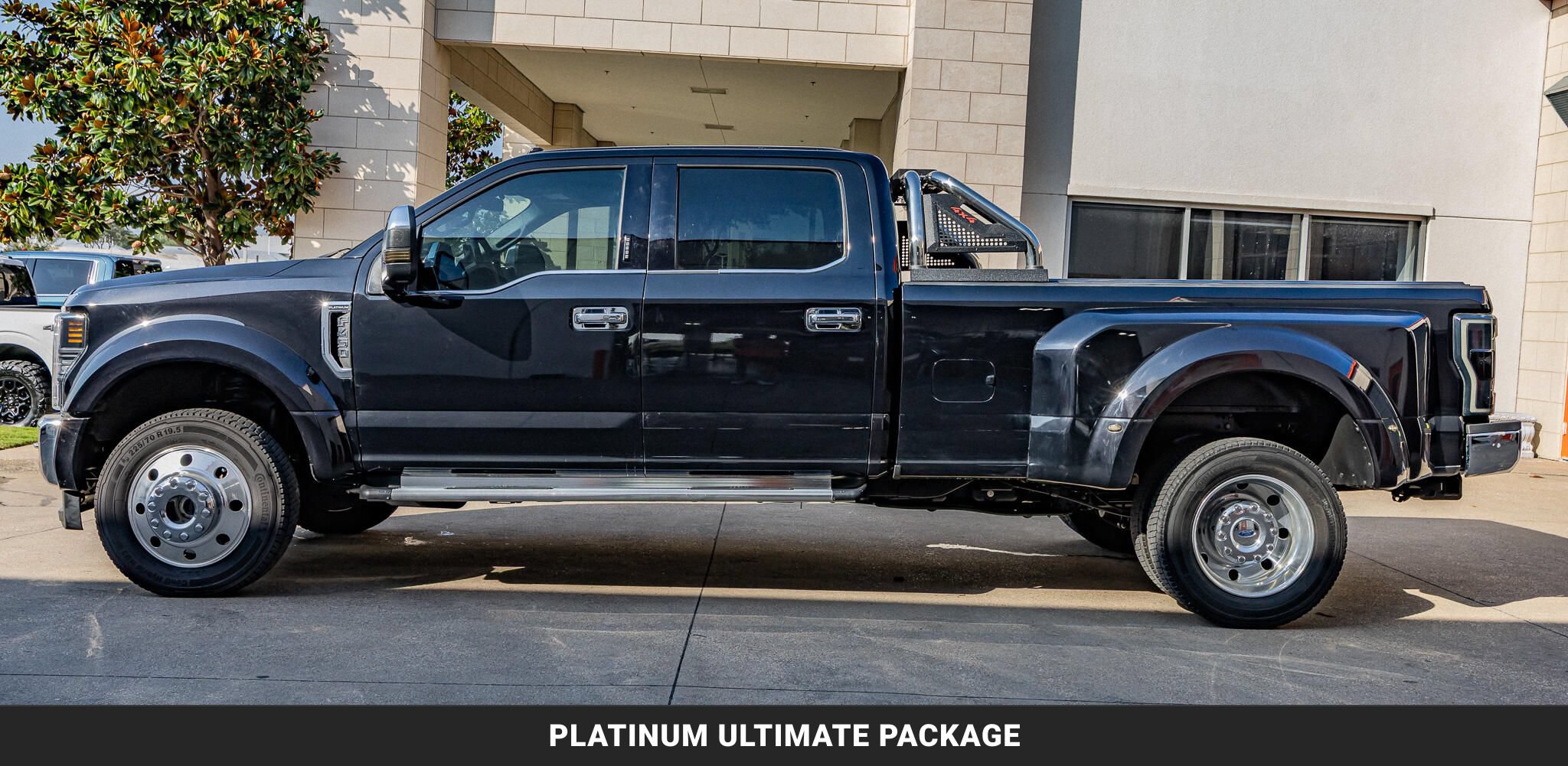 Used 2019 Ford F450 Platinum w/ Platinum Ultimate Package AWD/4WD image 5