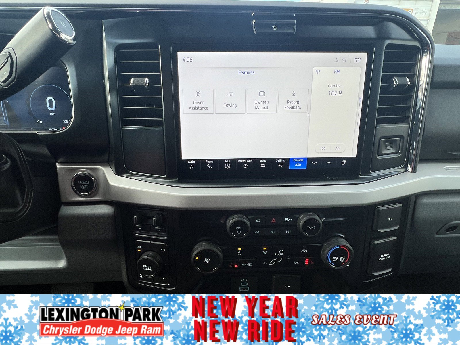 Used 2025 Ford F250 XLT w/ Black Appearance Package image 18