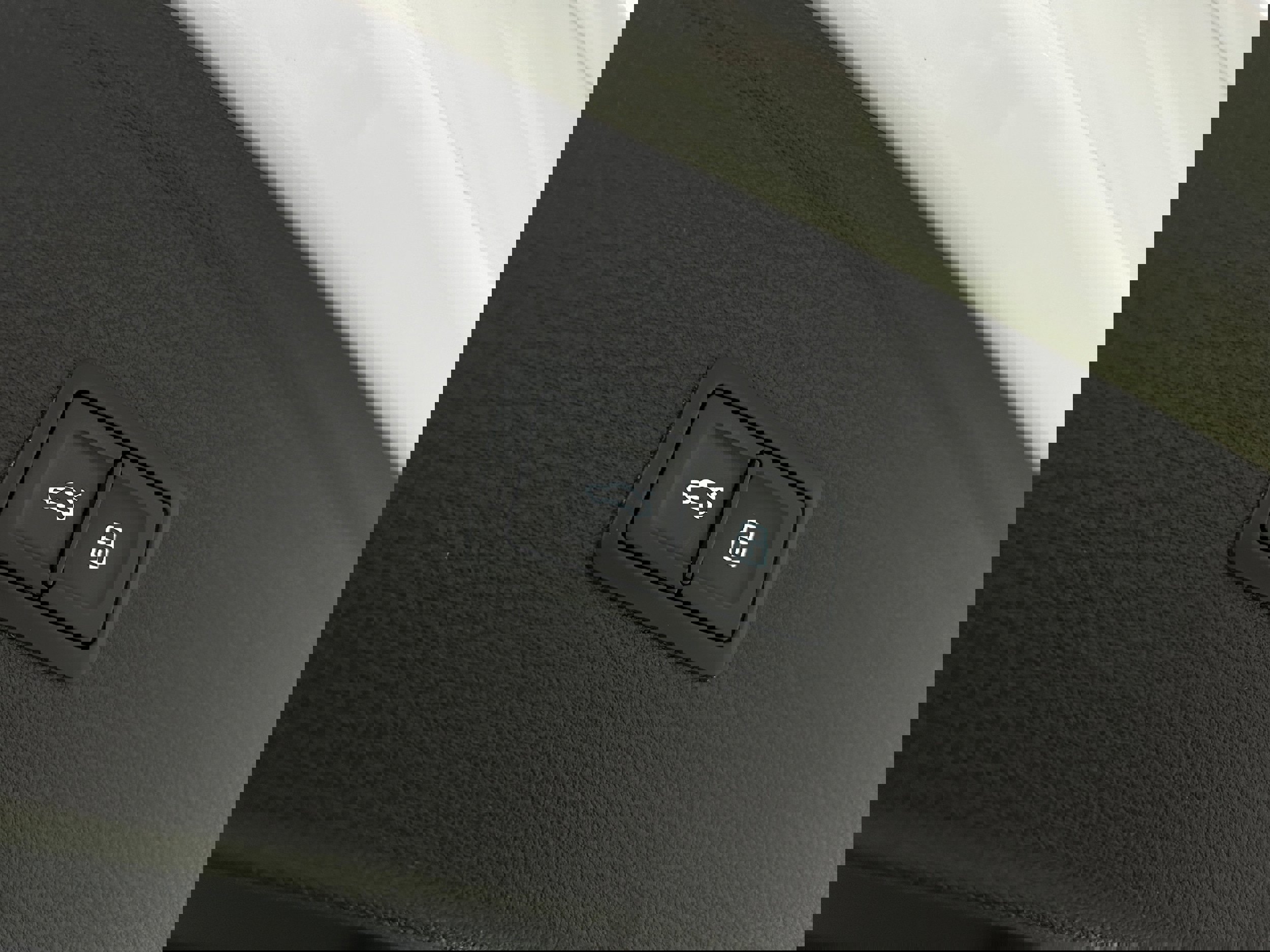 Used 2020 Audi Q5 Prestige image 37