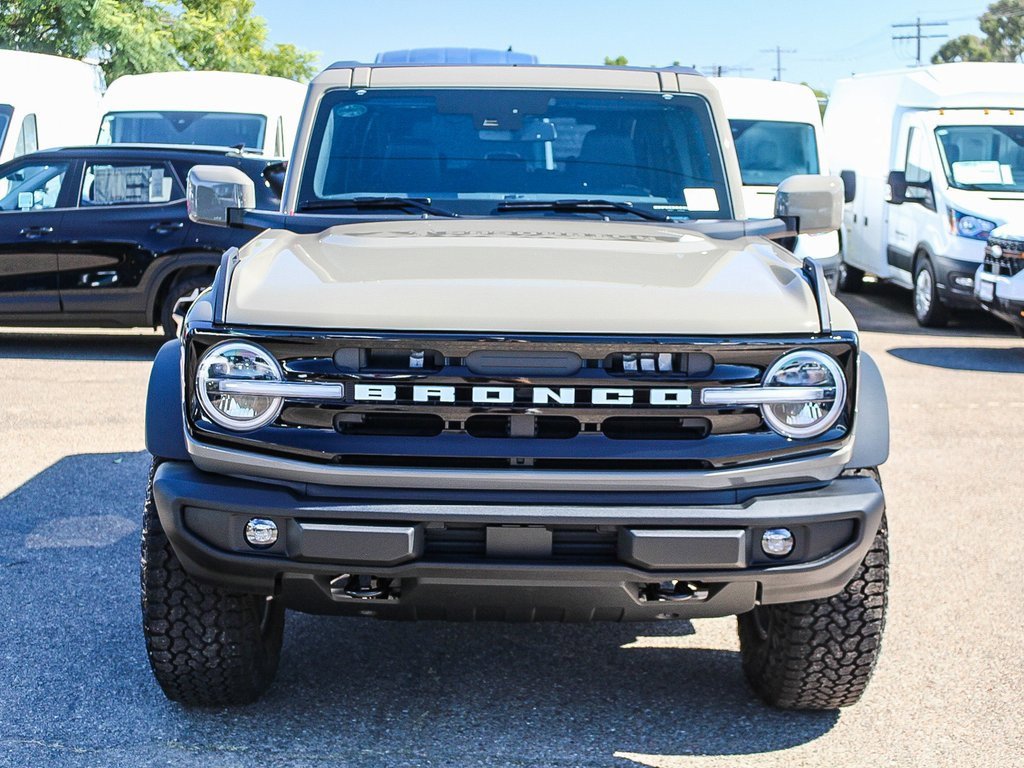 New 2025 Ford Bronco Outer Banks image 2