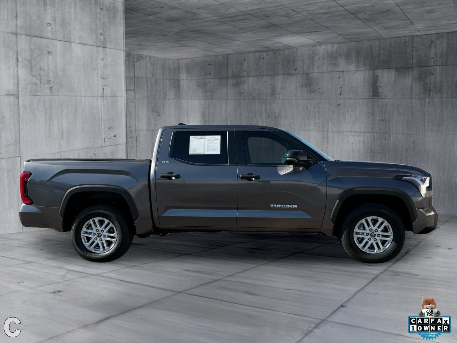 Used 2023 Toyota Tundra SR5 w/ SR5 Convenience Package AWD/4WD image 8