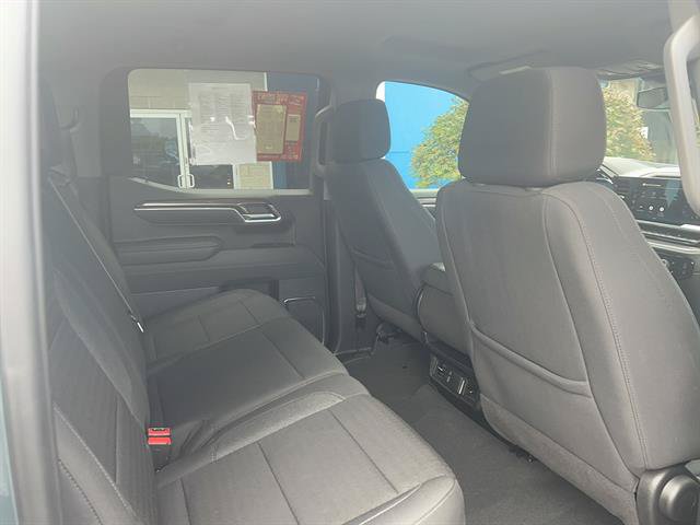 Used 2025 Chevrolet Silverado 1500 LT AWD/4WD image 15