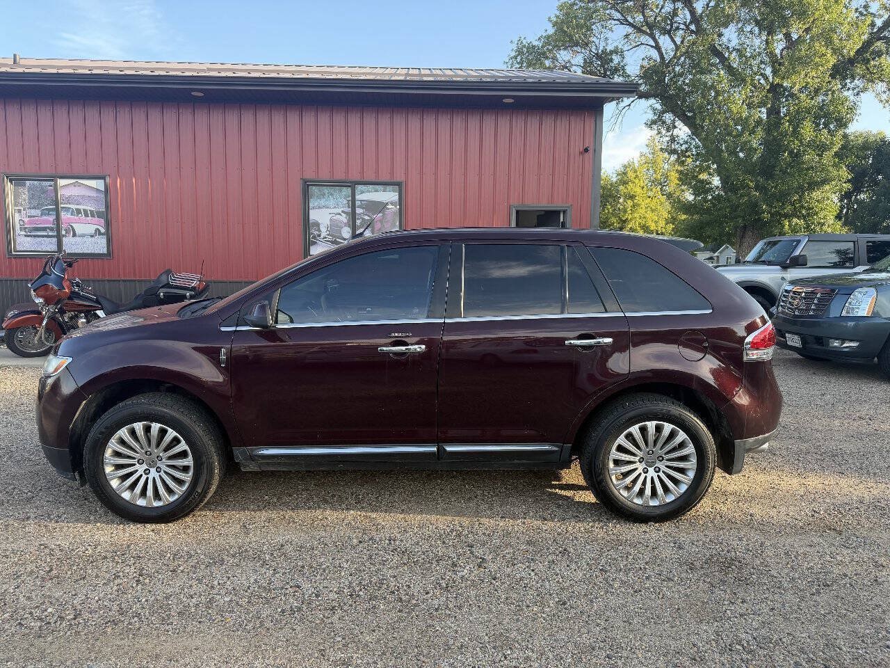 Used 2011 Lincoln MKX 2WD w/ Wood Pkg image 1