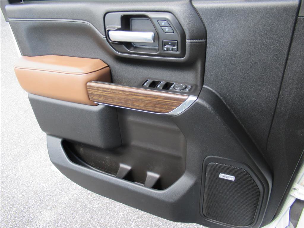 Used 2021 Chevrolet Silverado 3500 High Country image 32