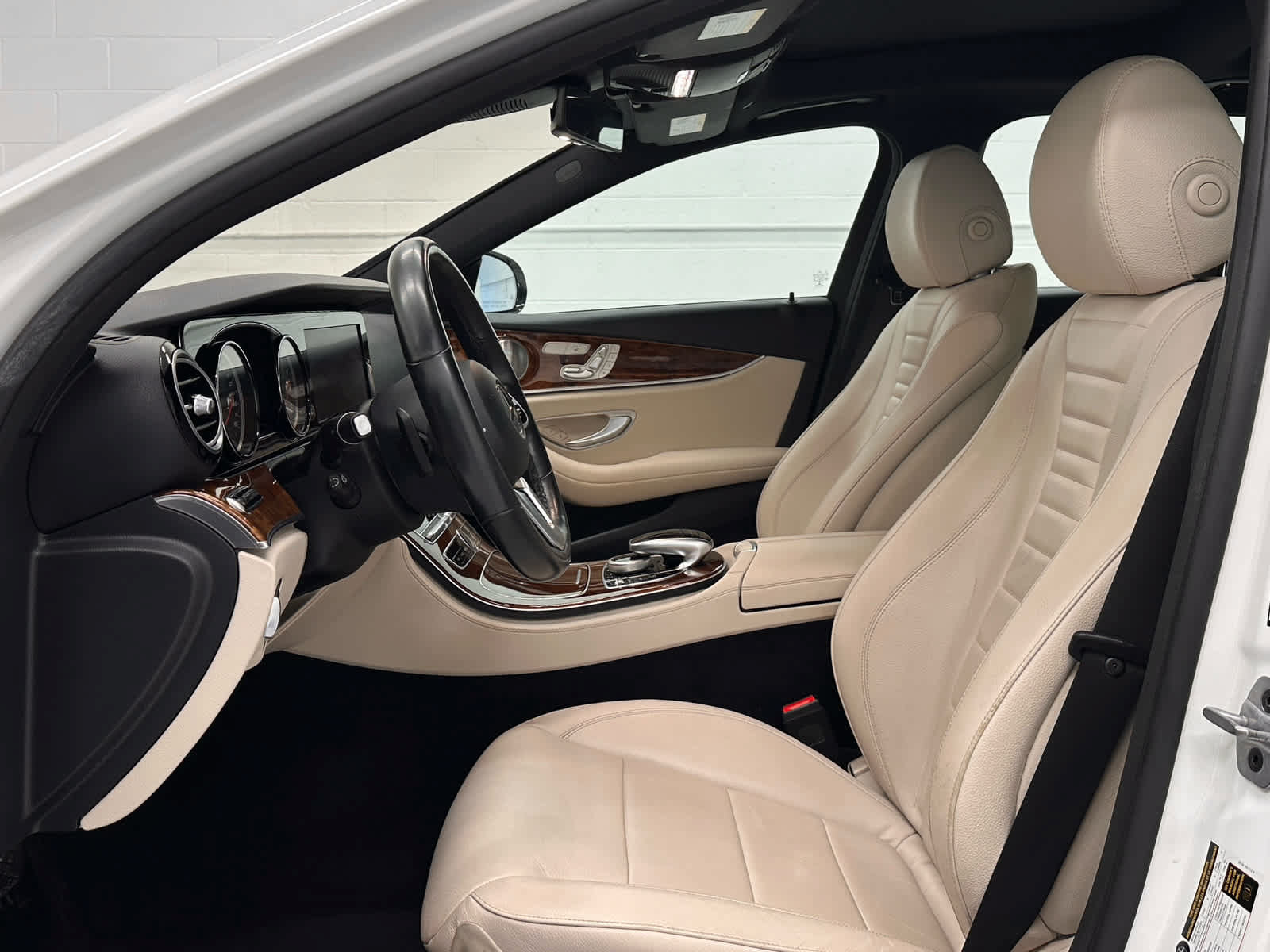 Used 2019 Mercedes-Benz E 450 4MATIC Wagon image 11