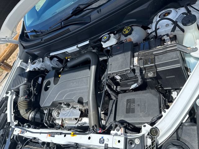 Used 2024 GMC Terrain SLT FWD image 27