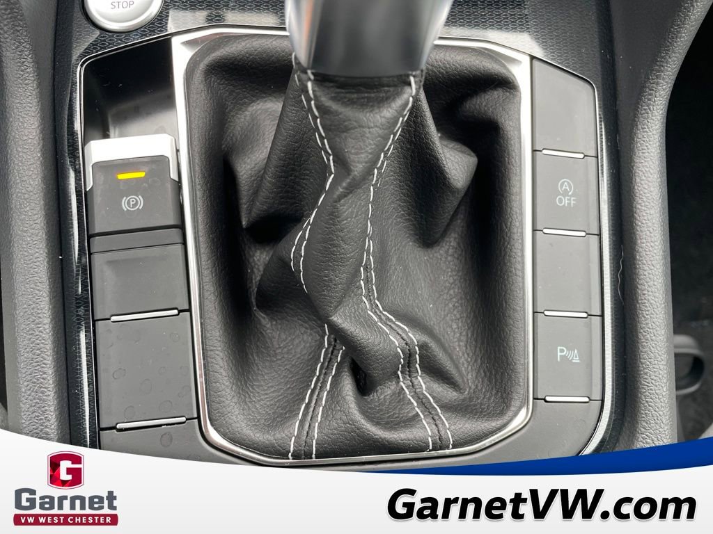 New 2026 Volkswagen Taos SE image 29