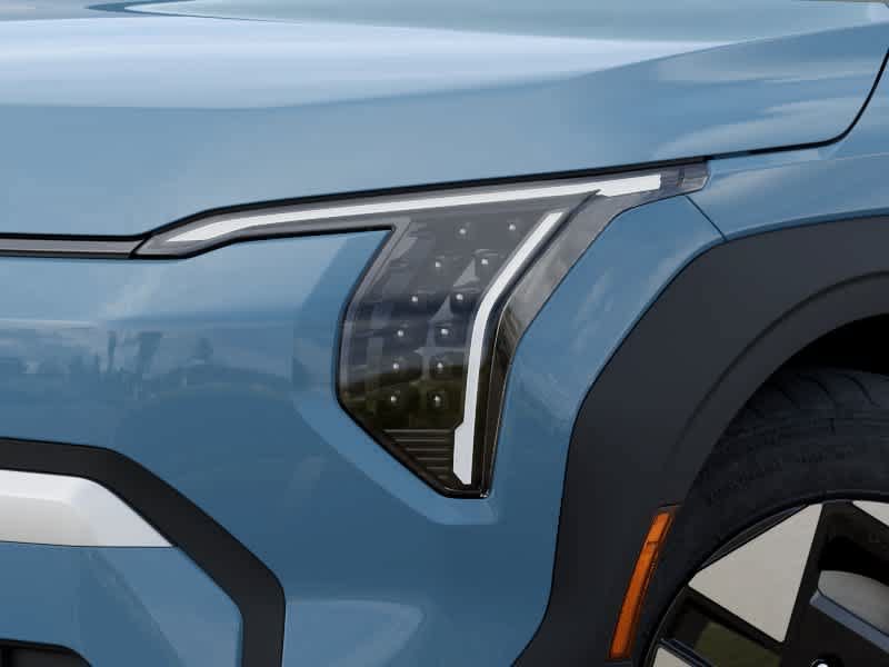 New 2027 Kia EV3 Wind FWD image 10