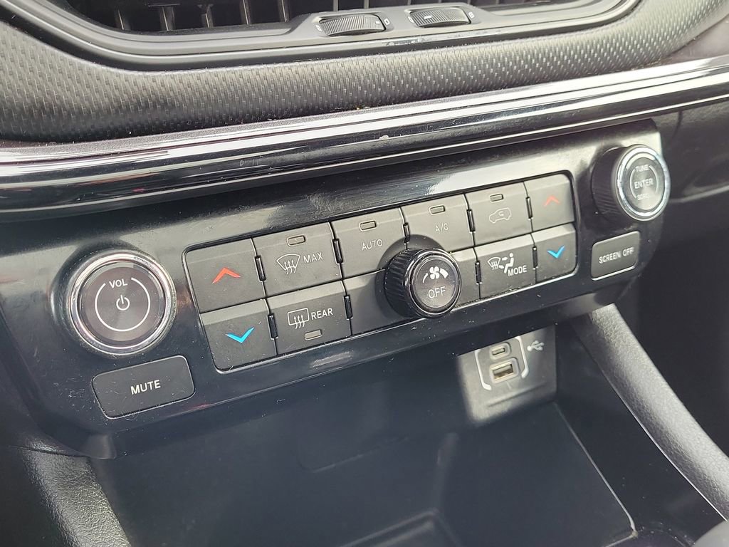 Used 2023 Jeep Compass Altitude w/ Sun and Sound Group image 30