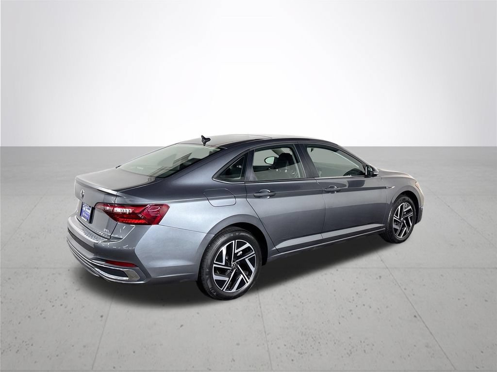 Certified 2024 Volkswagen Jetta SEL FWD image 8