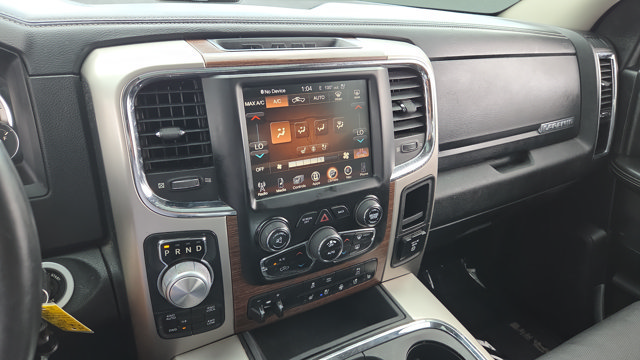 Used 2017 RAM 1500 Laramie AWD/4WD image 31