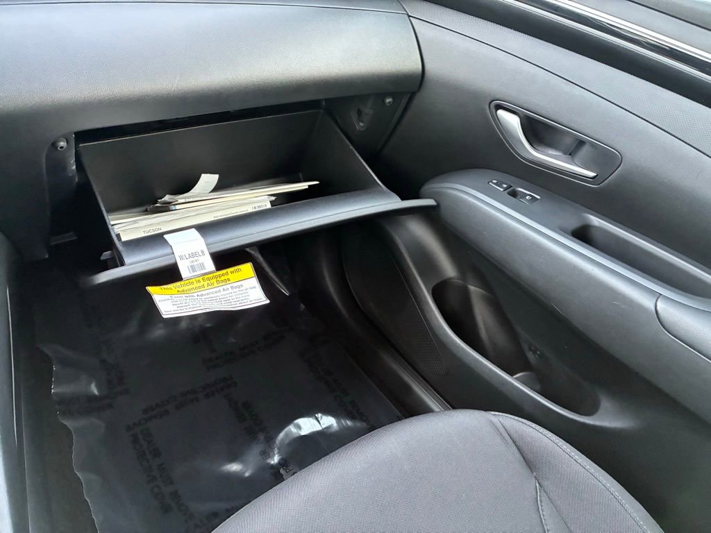 Used 2023 Hyundai Tucson SE image 38