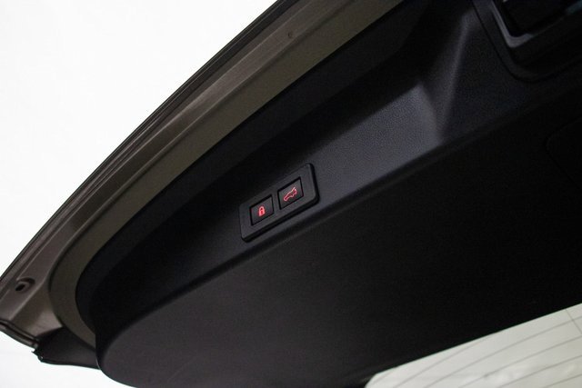 Used 2024 Subaru Ascent Premium w/ Convenience Package image 21