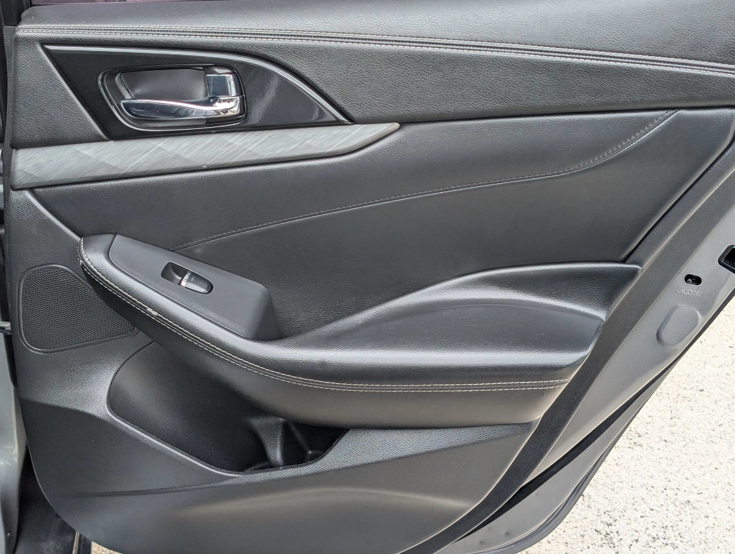 Used 2018 Nissan Maxima 3.5 SL FWD image 34