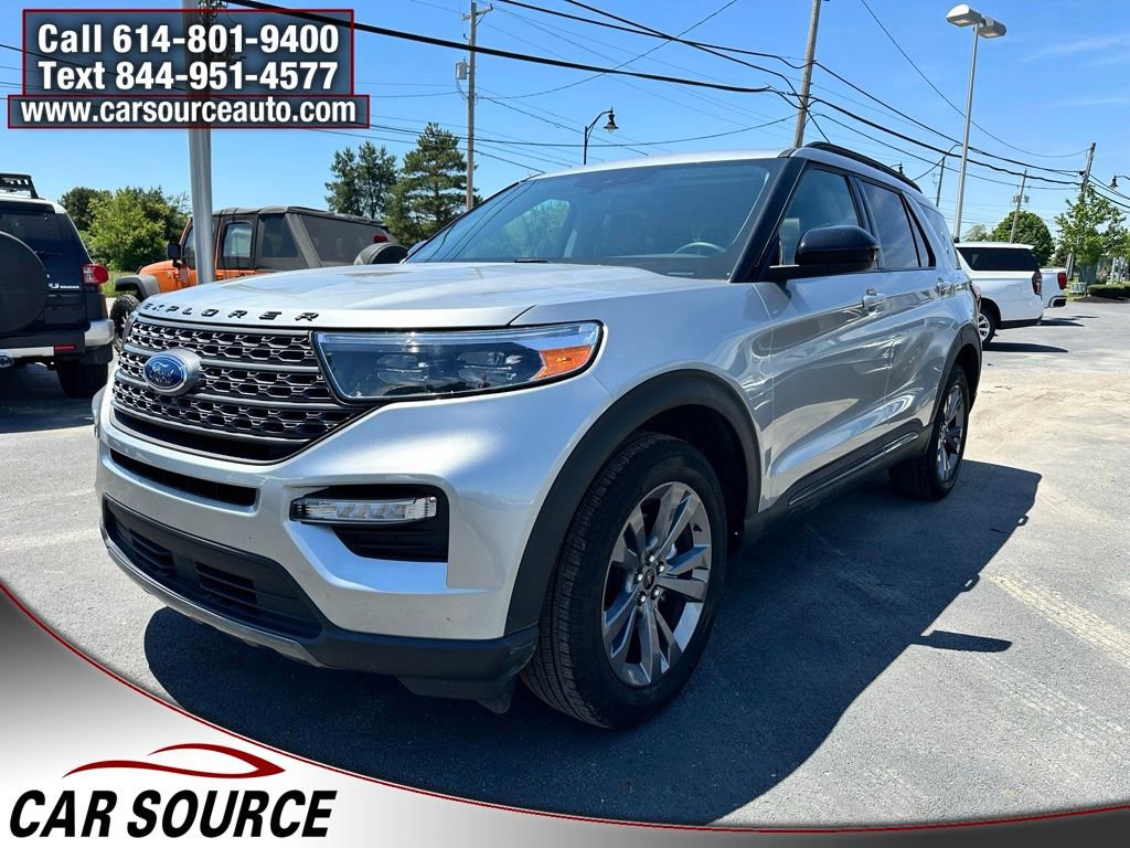 Used 2024 Ford Explorer XLT w/ Equipment Group 202A AWD/4WD image 1
