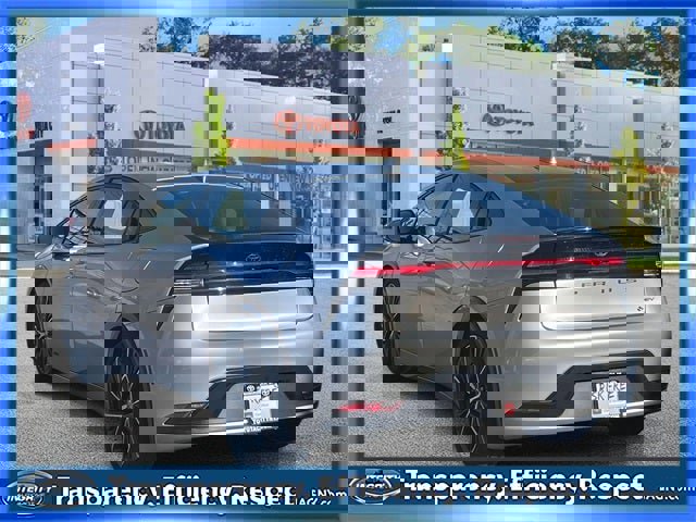 Certified 2023 Toyota Prius XLE image 8