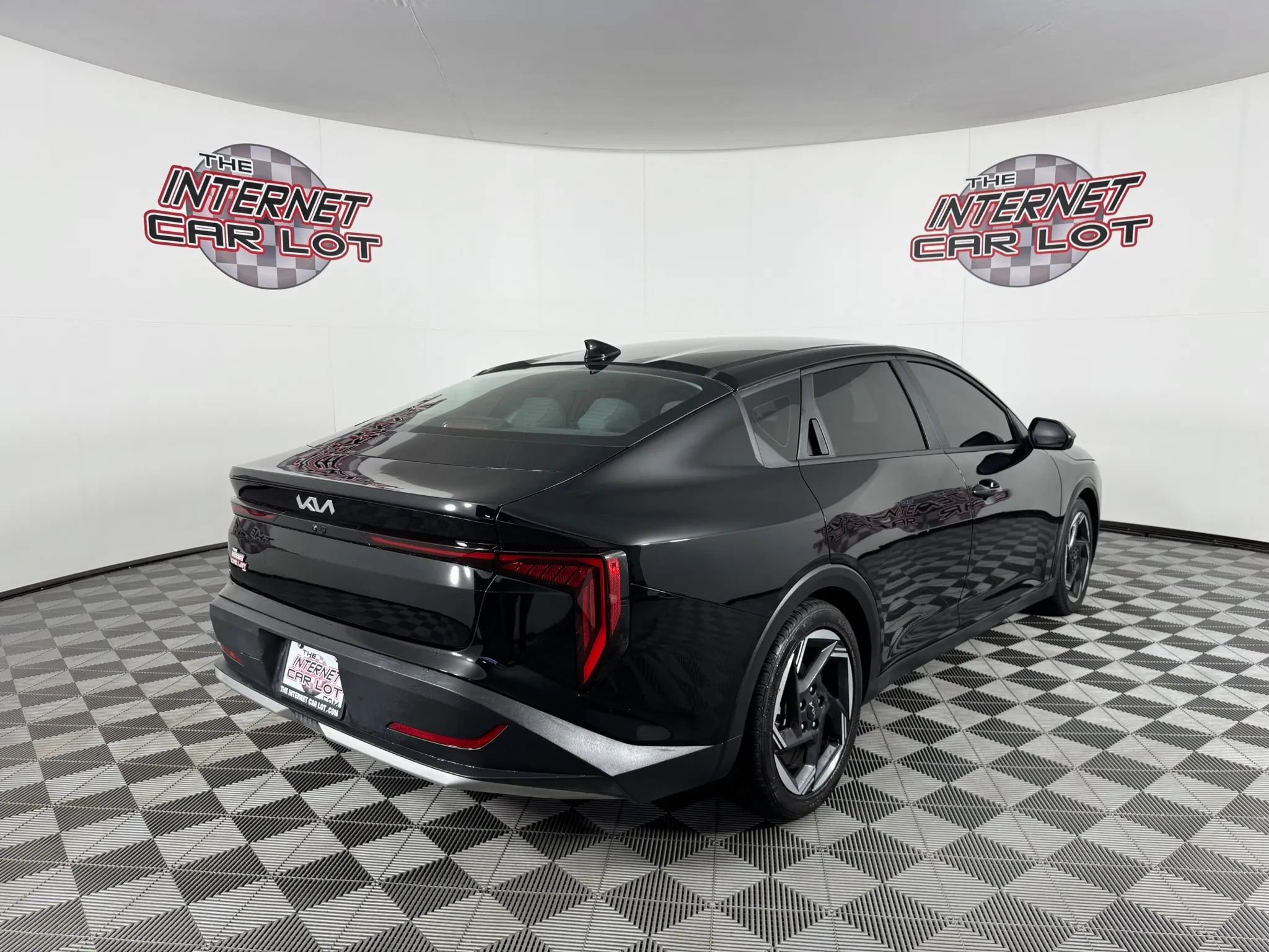 Used 2025 Kia K4 EX FWD image 7