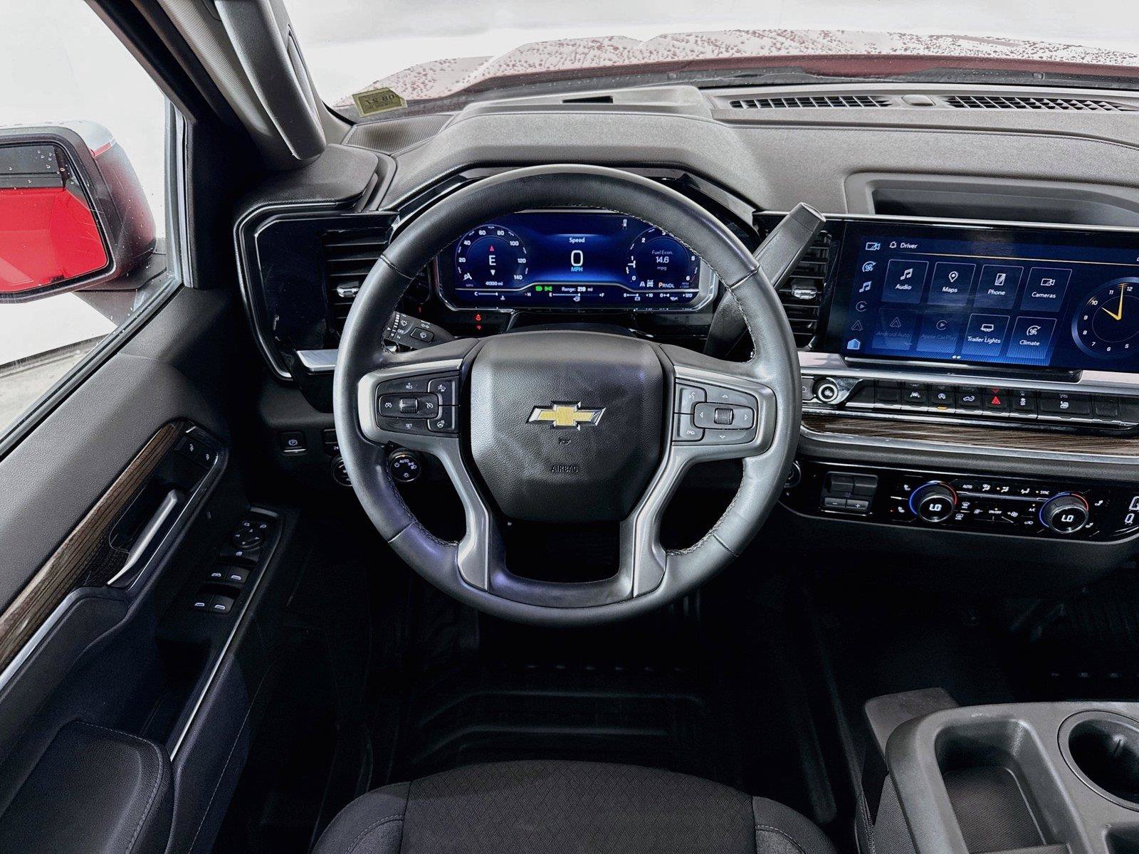 Used 2023 Chevrolet Silverado 1500 LT AWD/4WD image 23