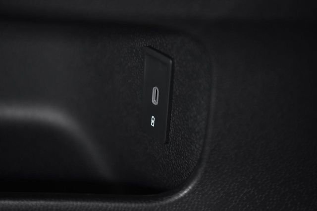 New 2025 Volkswagen ID. Buzz Pro S image 23