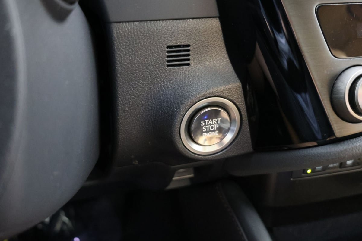 Used 2024 Lexus ES 350 w/ Premium Package FWD image 19