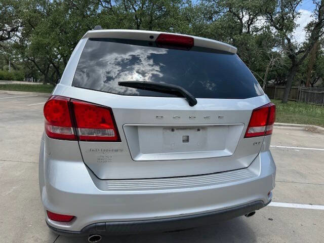 Used 2012 Dodge Journey SXT w/ Popular Equipment Group FWD image 12