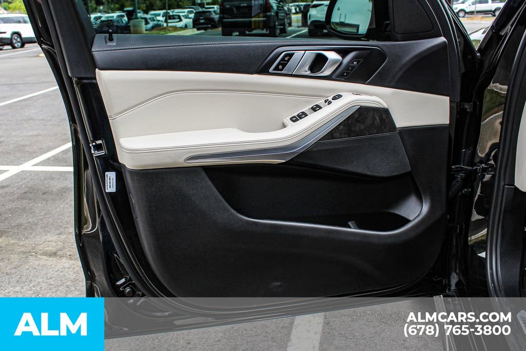 Used 2022 BMW X5 xDrive40i AWD/4WD image 41