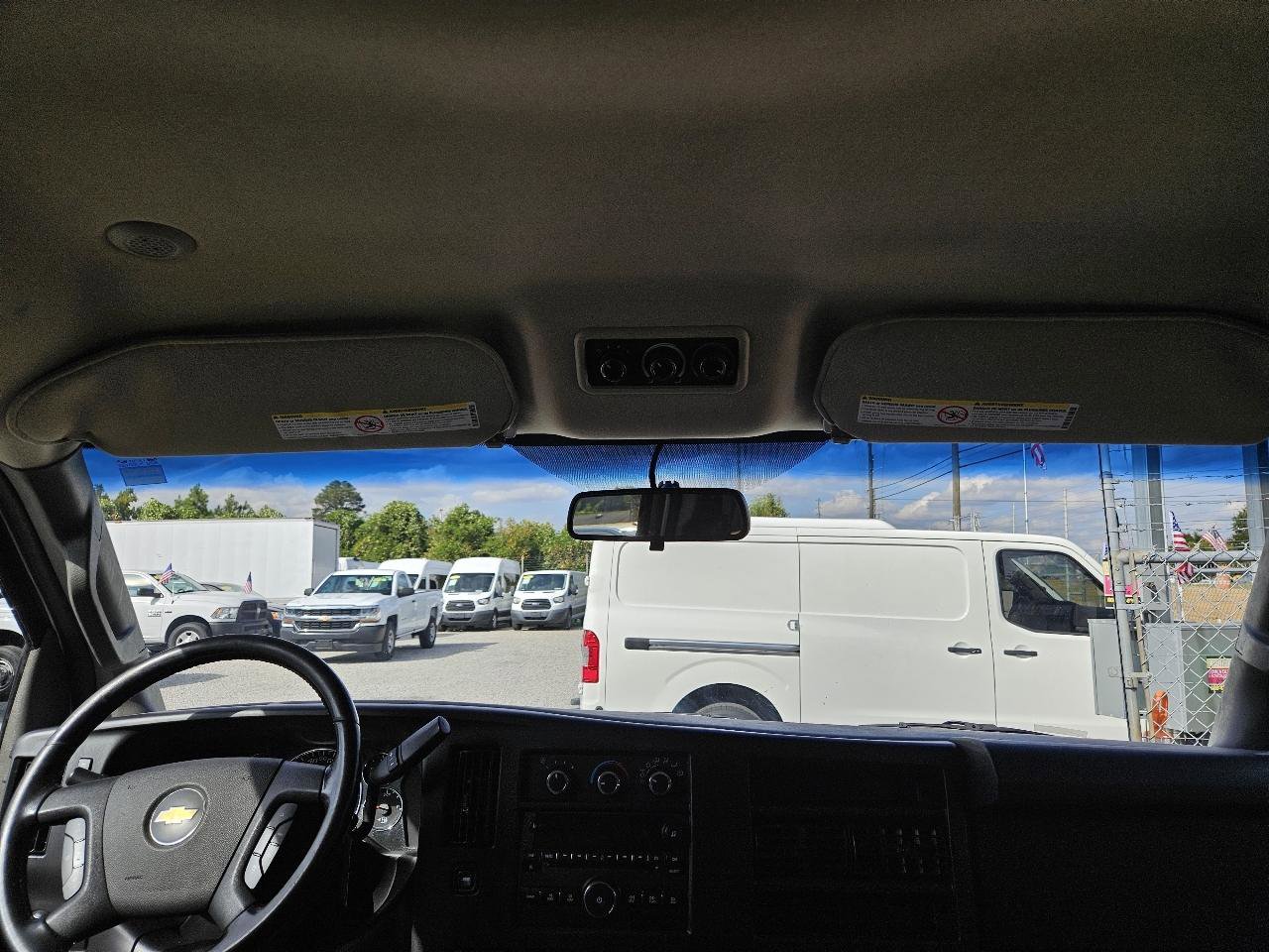Used 2020 Chevrolet Express 3500 LS RWD image 31