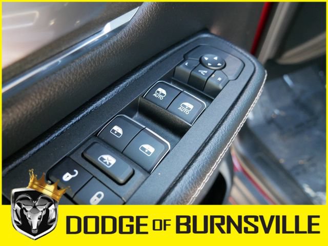 Used 2025 RAM 1500 Laramie AWD/4WD image 17