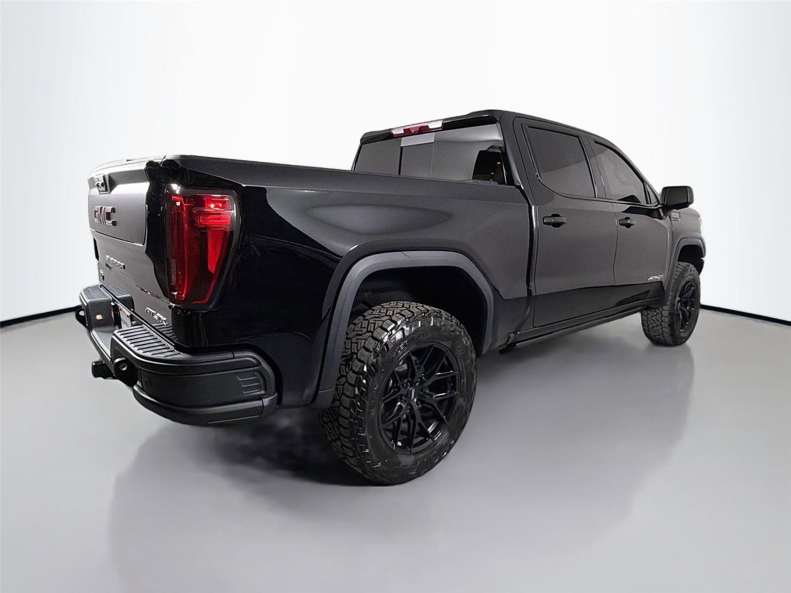 Used 2026 GMC Sierra 1500 AT4X w/ AT4X AEV Edition AWD/4WD image 7