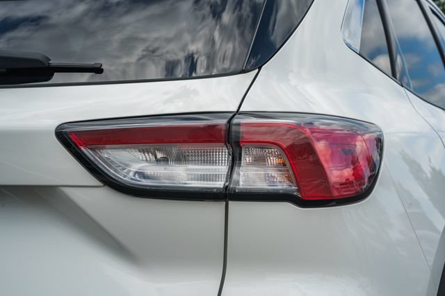 Used 2020 Ford Escape SEL FWD image 7