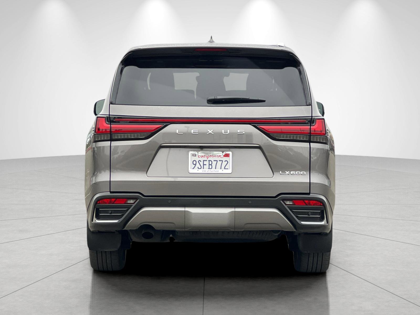 Used 2024 Lexus LX 600 4WD w/ Luxury Package image 4